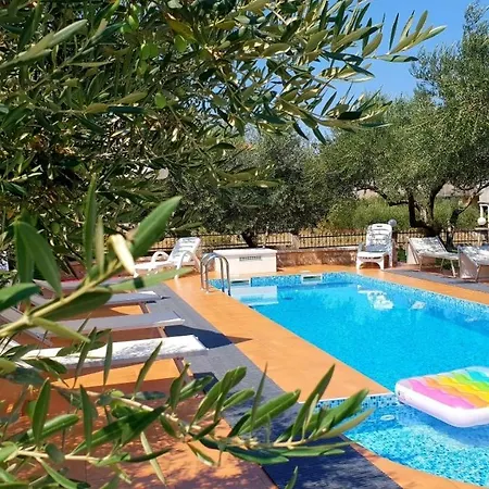 Family Friendly With A Swimming Pool Nevidjane, Pasman - 18054 Apartamento *
