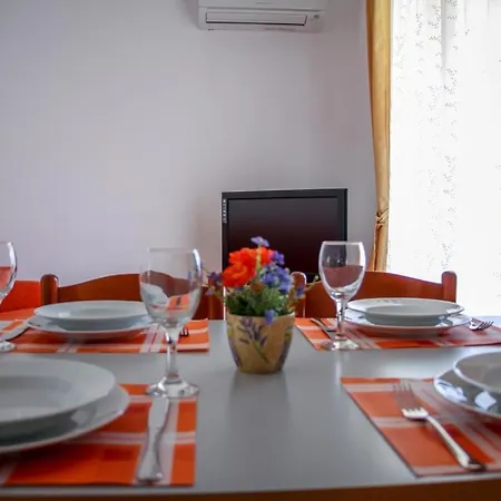 Family-friendly With Swimming Pool Nevidjane, Pasman - 18054 아파트