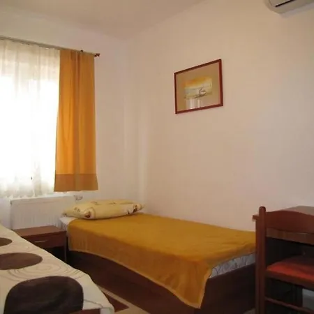 Apartamento Family Friendly With A Swimming Pool Nevidjane, Pasman - 18054