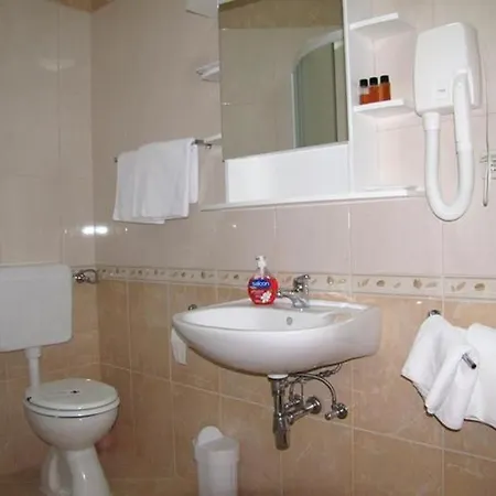 Apartamento Family Friendly With A Swimming Pool Nevidjane, Pasman - 18054