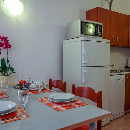 Apartamento Family Friendly With A Swimming Pool Nevidjane, Pasman - 18054