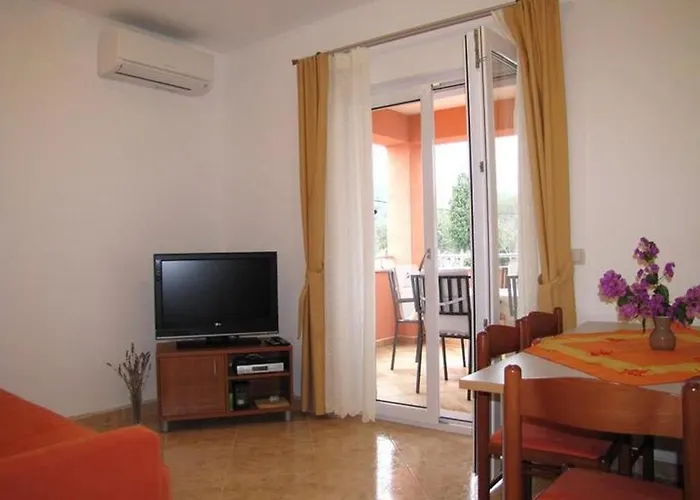 Family-friendly With Swimming Pool Nevidjane, Pasman - 18054 Апартаменты Nevidane
