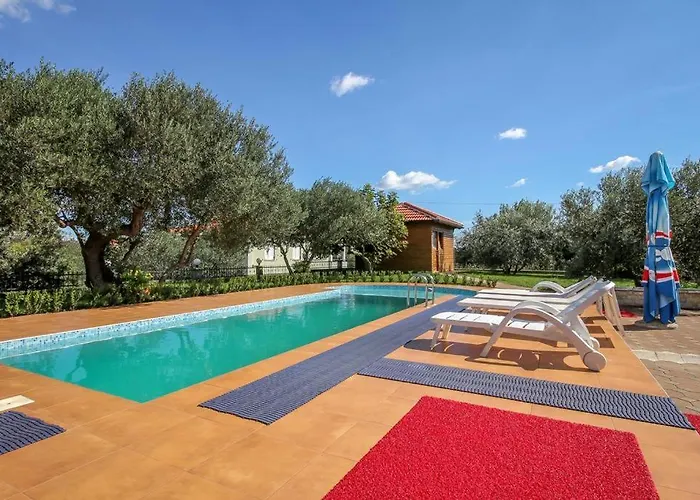 Family-friendly With Swimming Pool Nevidjane, Pasman - 18054 شقة *