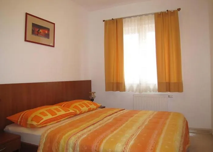 Family-friendly With Swimming Pool Nevidjane, Pasman - 18054 아파트 Neviđane